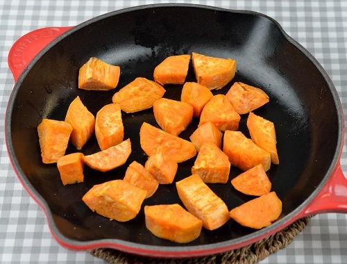Ugnsbakad sötpotatis i ugn Ugnsbakad sötpotatis i ugn